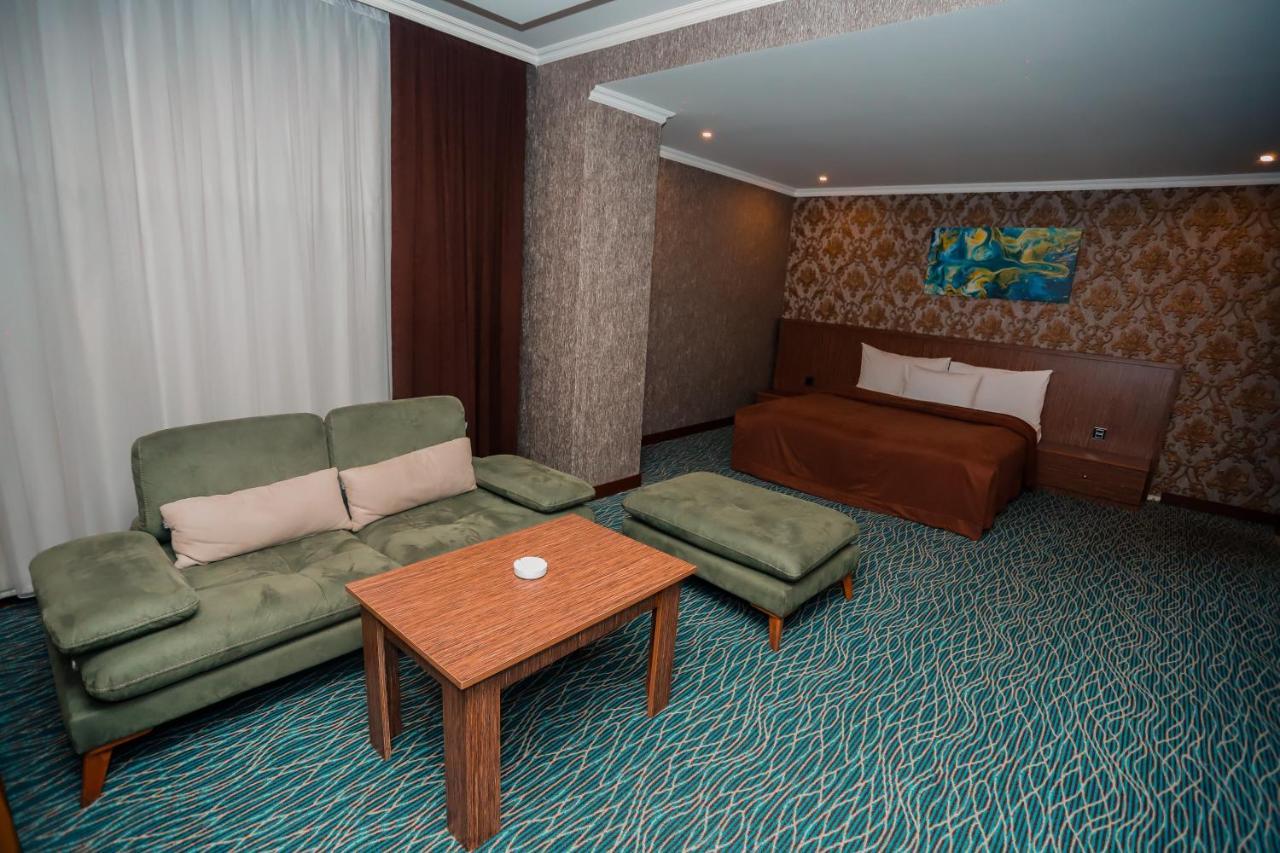 Caspian Business & Baku